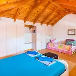 The Grandma House Дом отдыха Ялиссос