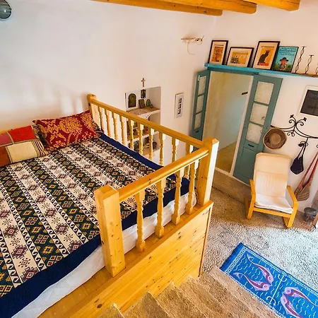 The Grandma House * Jalisos
